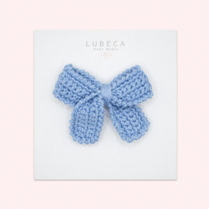 MINI BOWS TEJIDO A MANO MODELO SOFIA AZUL CELESTE